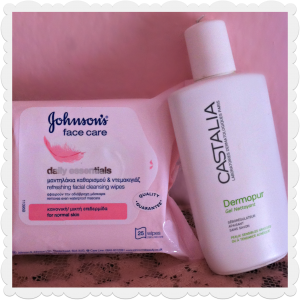 Make-up wipes and cleansing gel